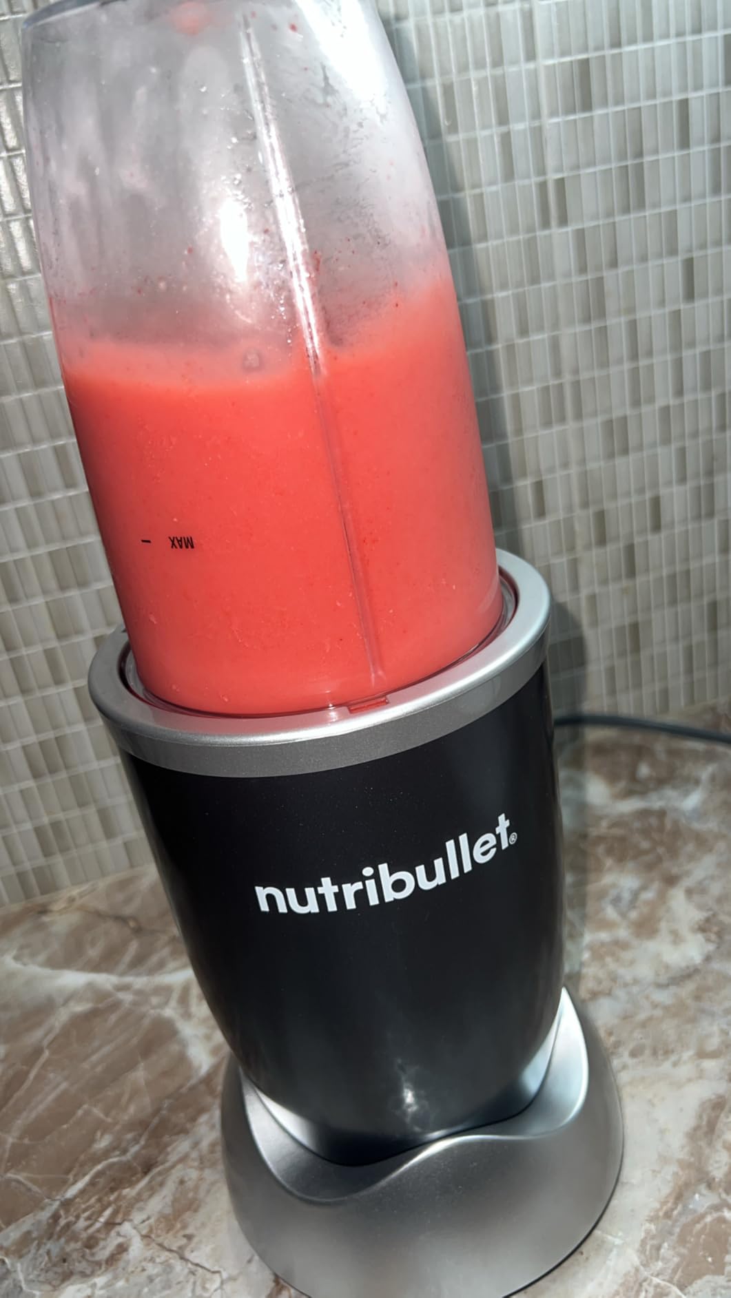 Nutribullet Personal Blender, Shakes, Smoothies, Food Prep, and Frozen Blending, 24 Ounces, 600 Watt, Dark Gray, NBR-0601WM customer photo 1