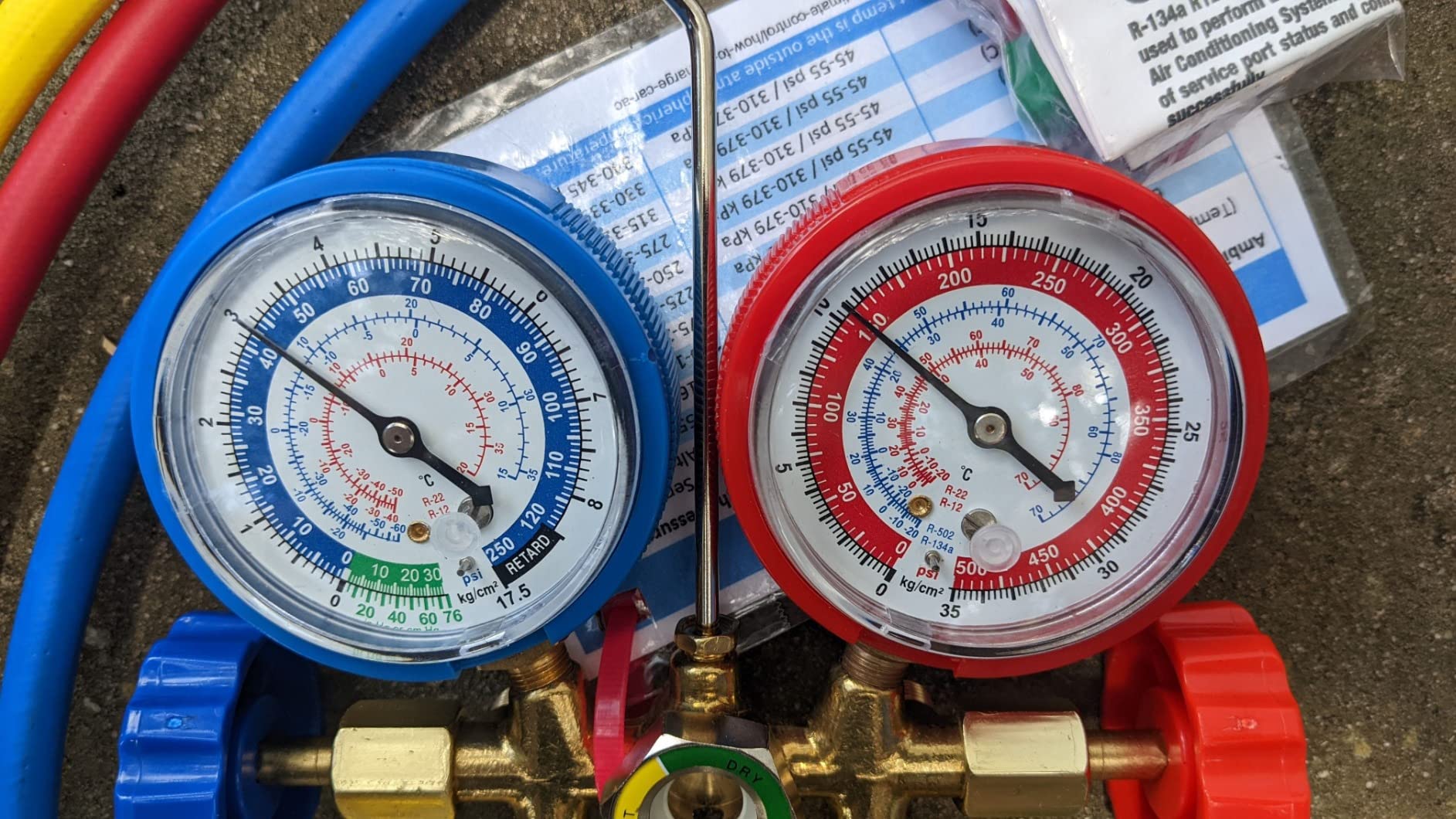 Orion Motor Tech AC Gauge Set, 3-Way AC Manifold Gauge Set for R12 R134a R502 R22 Refrigerant with 5 ft. Hoses, Automotive A/C Gauge with R134a Couplers Self-Sealing & Piercing Can Taps 29° Adapter customer photo 2