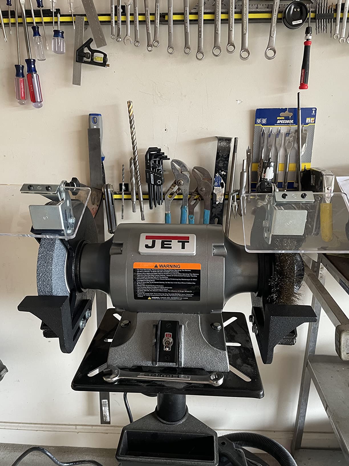 JET 8-Inch Bench Grinder with Wire Wheel, 3450 RPM, 1 HP, 115V 1Ph (JBG-8W) customer photo 1