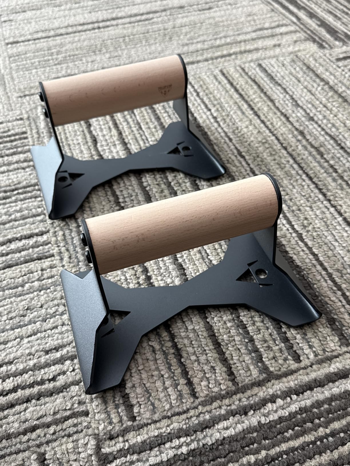 PULLUP & DIP Parallettes - Push Up Handles with Ergonomic Wooden Handles & Heavy-Duty Steel - Non-slip Parallettes Bars for Strength Training and Calisthenics customer photo 1