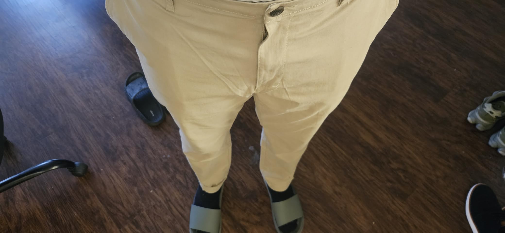 Amazon Essentials Men's Athletic-Fit Chino Pants customer photo 2