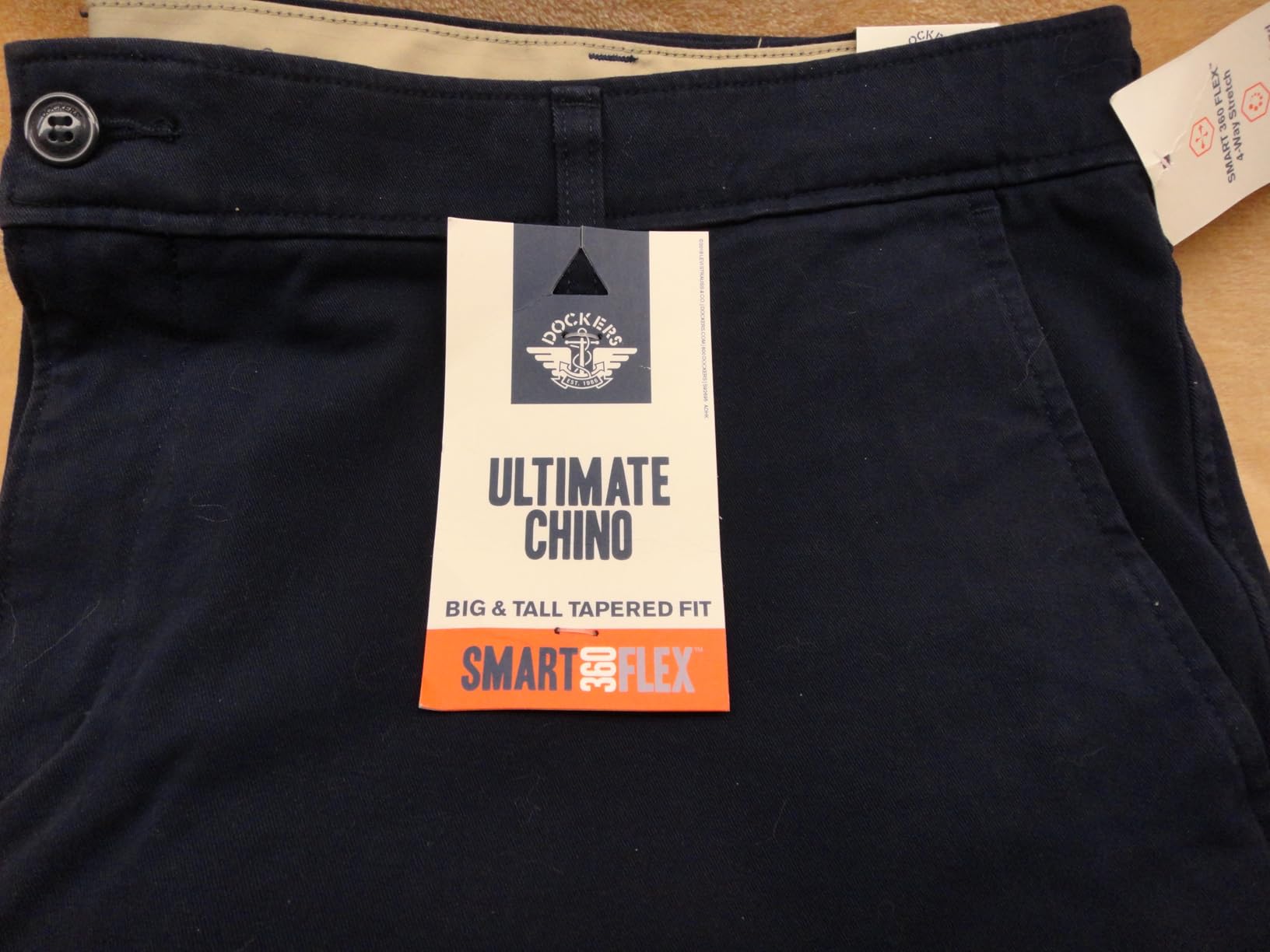 Dockers Straight Fit Ultimate Chino with Smart 360 Flex (Regular and Big & Tall) customer photo 2