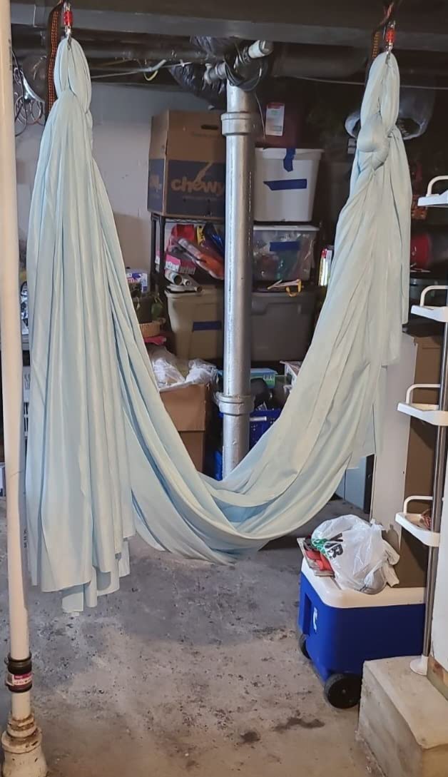 Aerial Yoga Hammock L:5M W:2.8M 5.5 Yards Aerial Pilates Silk Yoga Swing Set with 2000 Ibs Load Include Daisy Chain, Pose Guide customer photo 2