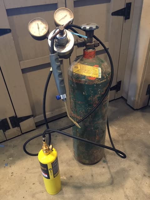 BLUEFIRE Oxypropane Welding Gas Cutting Torch Kit with Flint Lighter and Cylinder Holder Rack customer photo 2