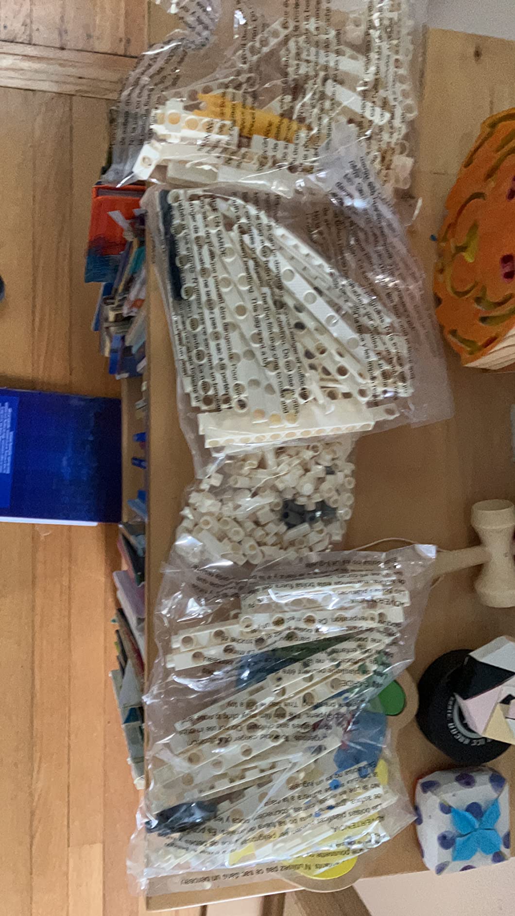 Thames & Kosmos Architectural Engineering | Science Experiment & Model Building Kit | Build 26 Models of Structures & Structural Elements | A Parents' Choice Gold Award Winner customer photo 1