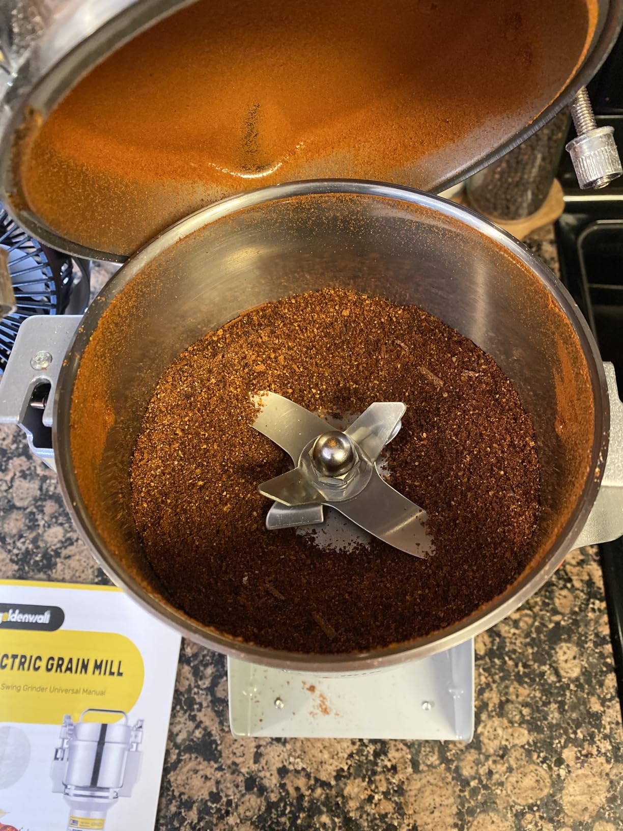 CGOLDENWALL 700g Electric Grain Grinder Mill Safety Upgraded 2400W High-speed Spice Herb Grinder Commercial Superfine Grinding Machine Dry Cereals Pulverizer CE 110V (700g Swing Type) customer photo 2