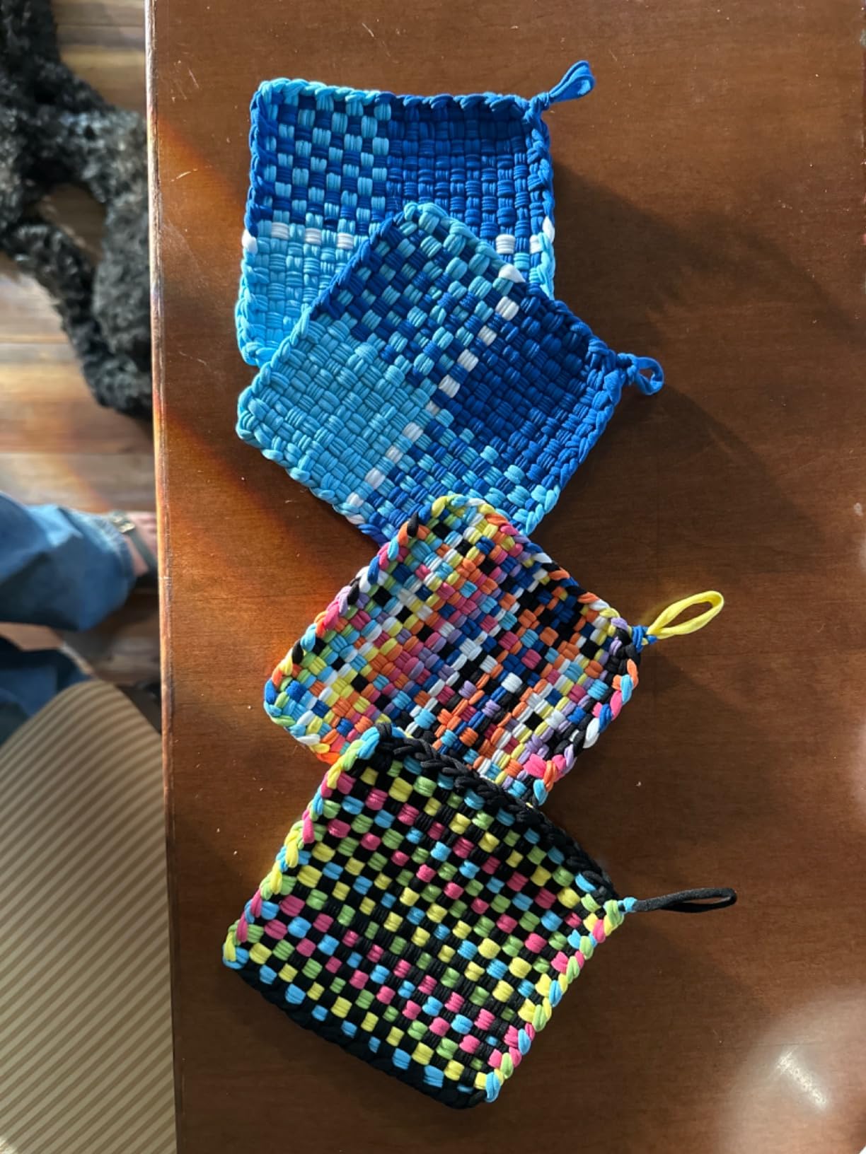 Made By Me Ultimate Weaving Loom, Includes 378 Craft Loops & 1 Weaving Loom with Tool, Makes 25 Projects, 9 Rainbow Colors customer photo 2