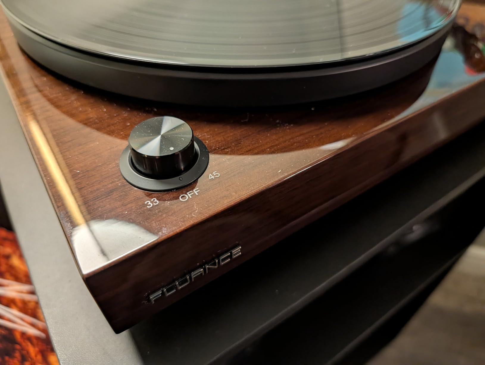 Fluance RT81 Turntable with AT95E Cartridge, Belt Drive, Built-in Preamp, Adjustable Counterweight - Piano Black customer photo 1