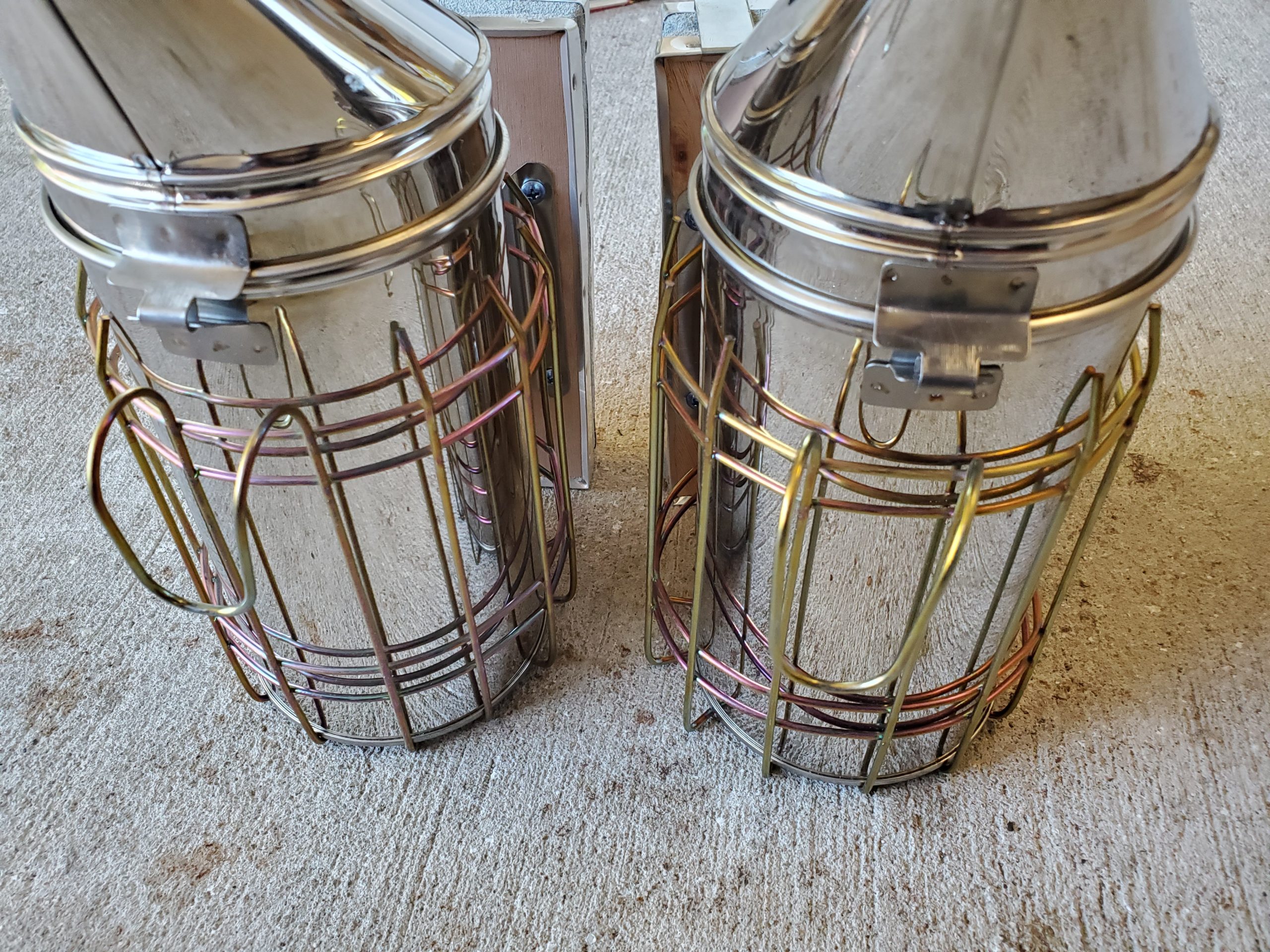 Blisstime Bee Hive Bee Smoker Stainless Steel with Heat Shield Beekeeping Supplies and Equipment customer photo 2