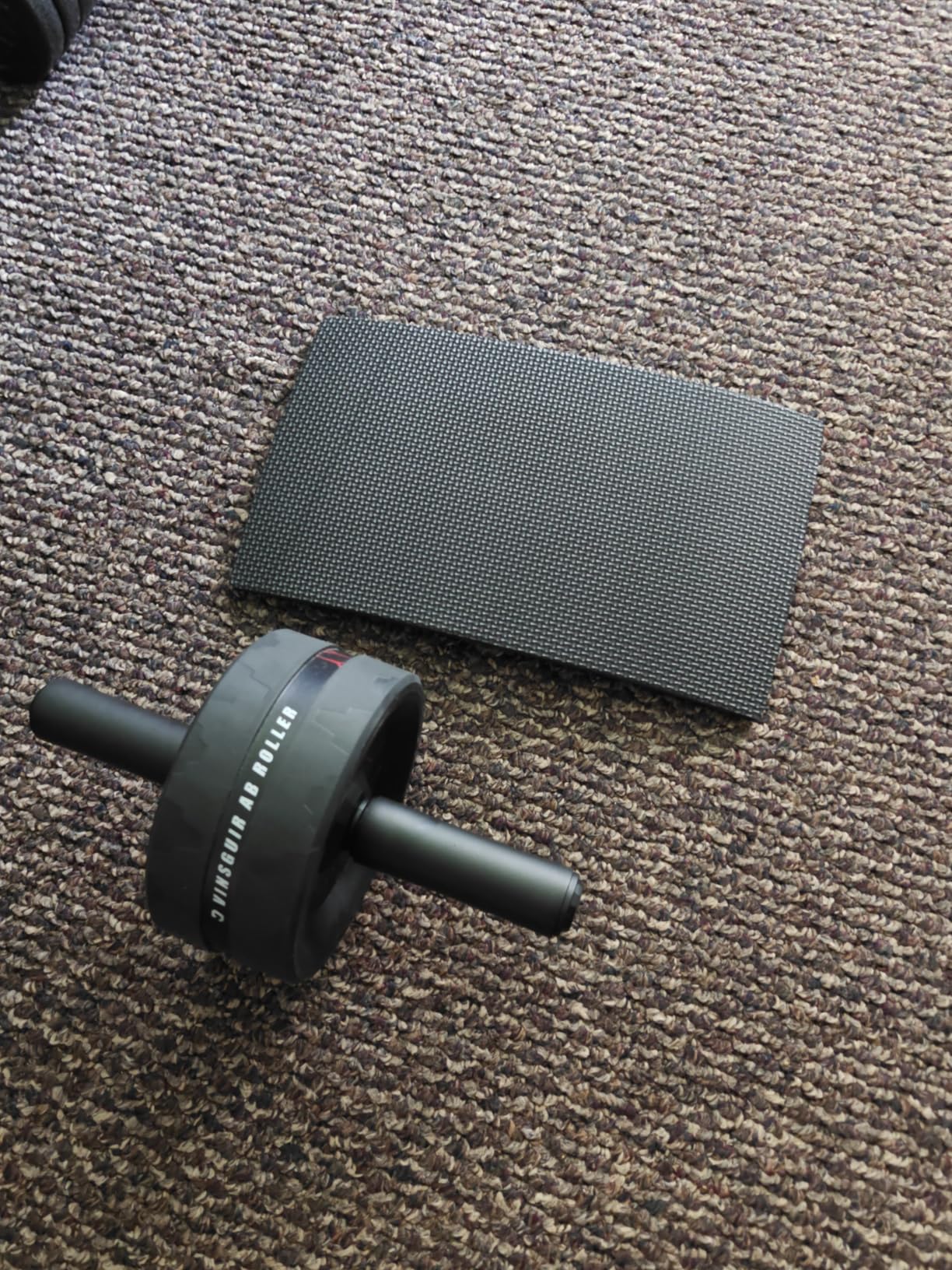 VINSGUIR Ab Roller Wheel, Abs & Core Workout Equipment for Home Gym with Knee Pad Accessories customer photo 1