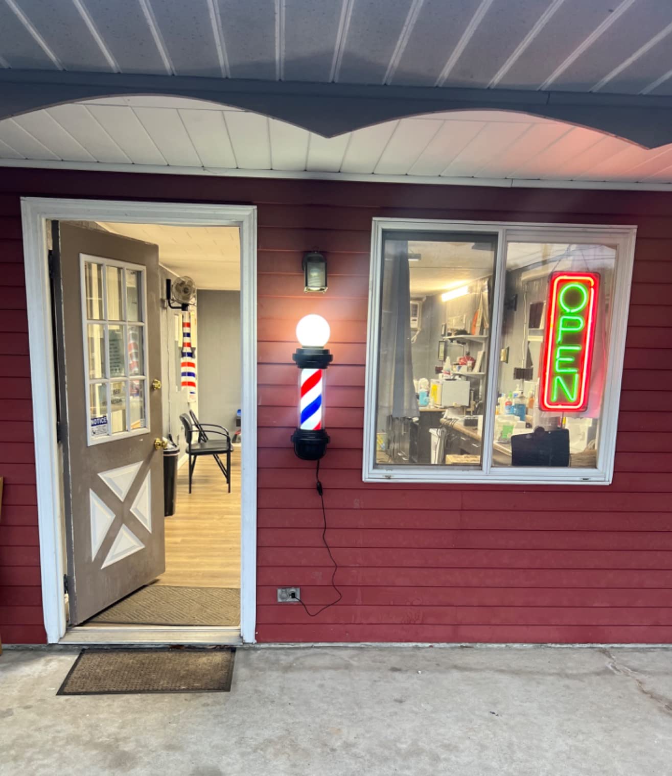 BarberPub Barber Pole Rotating LED Strips Light Metal Hair Salon Sign L018 (Black&White) customer photo 1