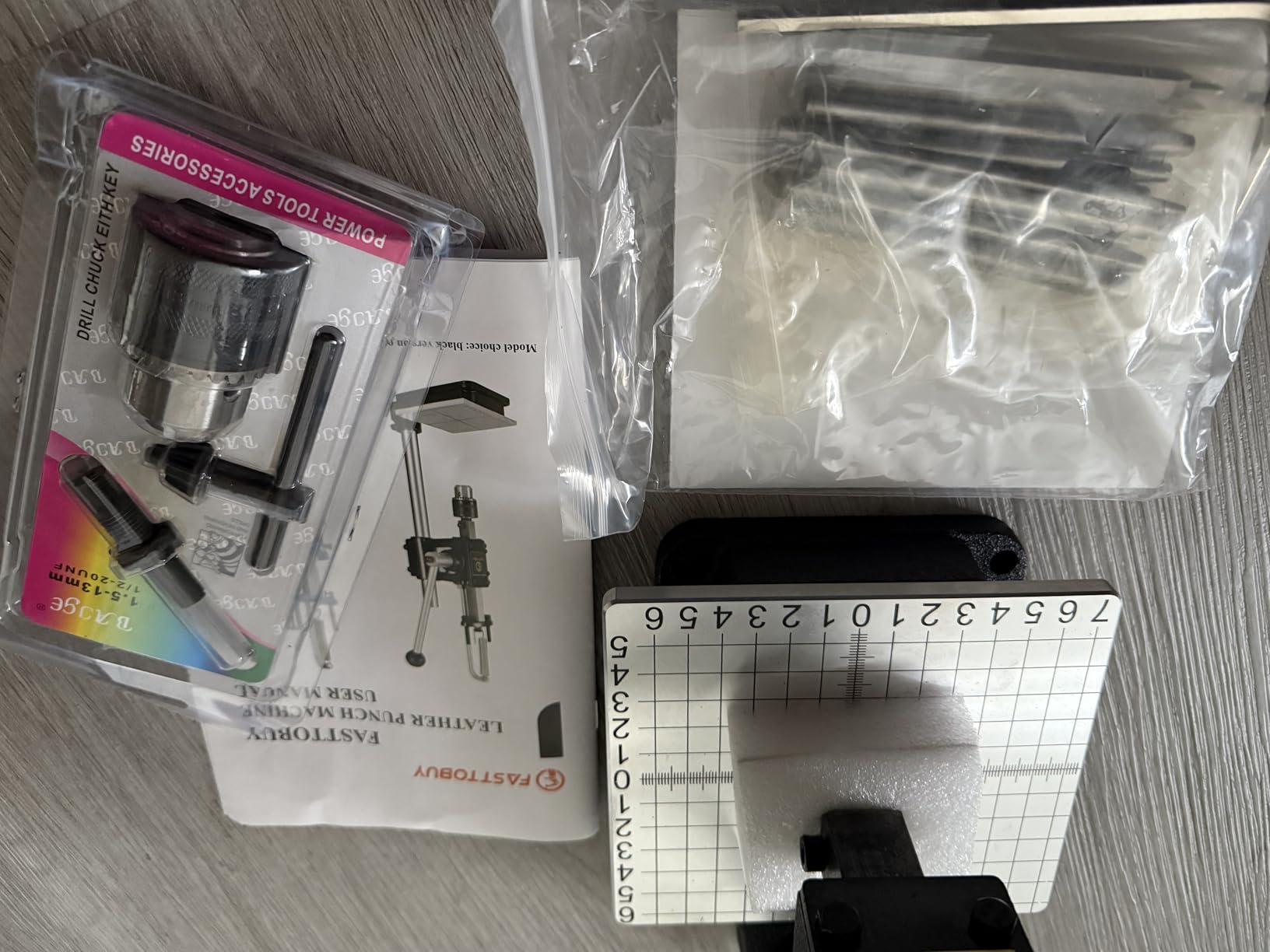 Leather Hole Puncher Hand Punching Machine Manual Press Puncher Punch Tools for DIY Craft (with Chuck, PP Plate and Aluminum Plate) (Style D) customer photo 1