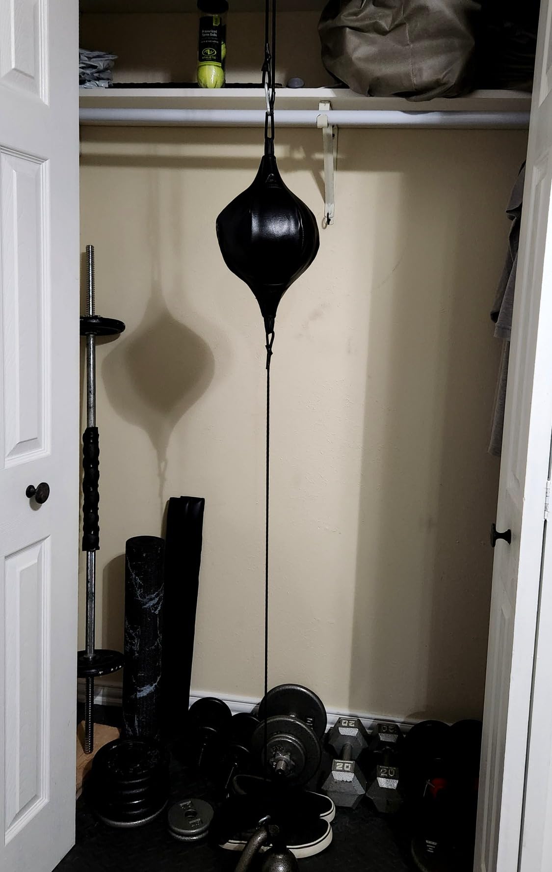 TOCO FREIDO Double End Punching Ball, Speed Bag with Difficulty Levels Boxing Reflex Ball with Headband, Perfect for Reaction, Agility, and Hand Eye Coordination Training customer photo 1