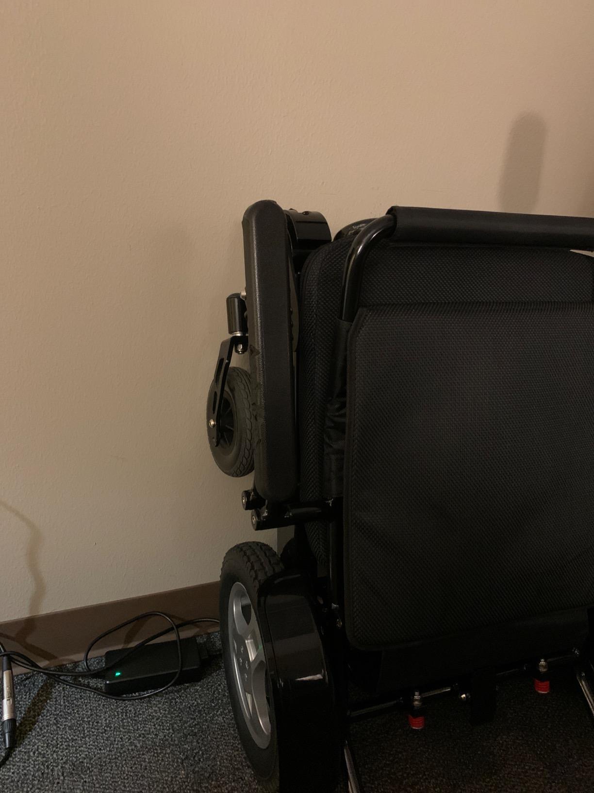 Porto Mobility Ranger SpacePro Carbon Fiber Lightweight Foldable Next Generation Electric Wheelchair (Carbon, Standard) customer photo 1