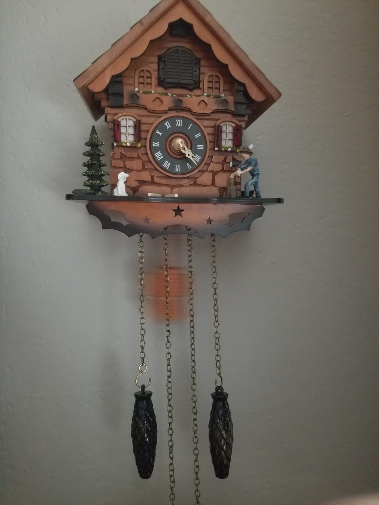 Kintrot Cuckoo Clock Traditional Black Forest Clock Antique Wooden Pendulum Quartz Wall Clock customer photo 1