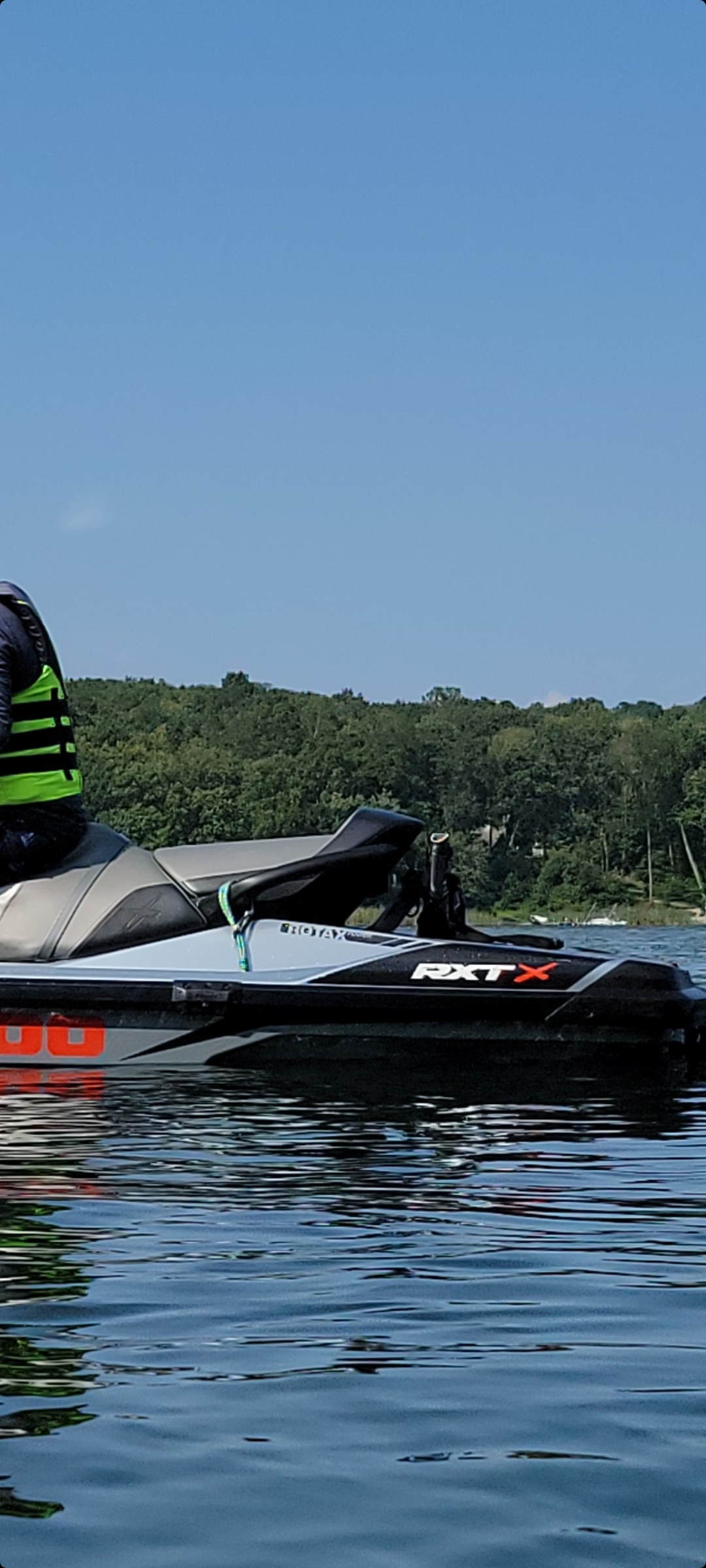 Sea-Doo OEM LinQ Retractable Ski Pylon, 295100909 customer photo 1