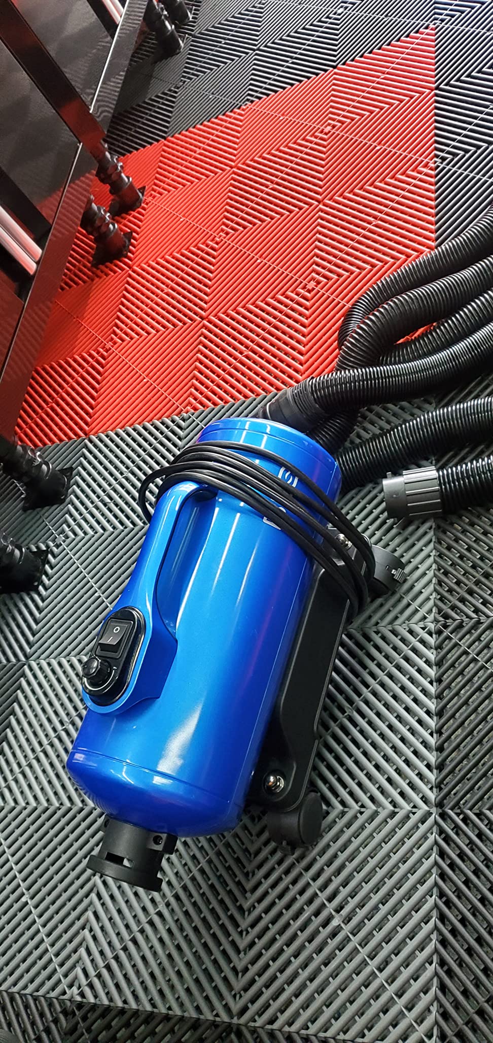 BLO Car Dryer AIR-GT - Quickly Dry Your Entire Vehicle After a Wash - No More Drips, No More Scratches - Adjustable Air Speed - Extra Long Hose - Rotating Wheels customer photo 1