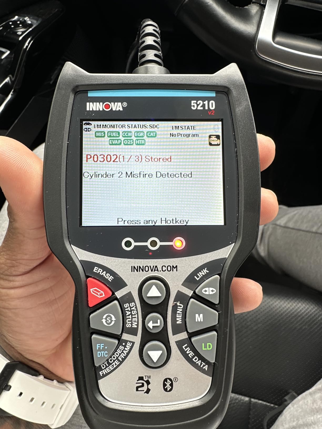 Innova 5210 OBD2 Scanner & Engine Code Reader, Battery Tester, Live Data, Oil Reset, Car Diagnostic Tool for Most Vehicles, Bluetooth Compatible with America's Top Car Repair App customer photo 1