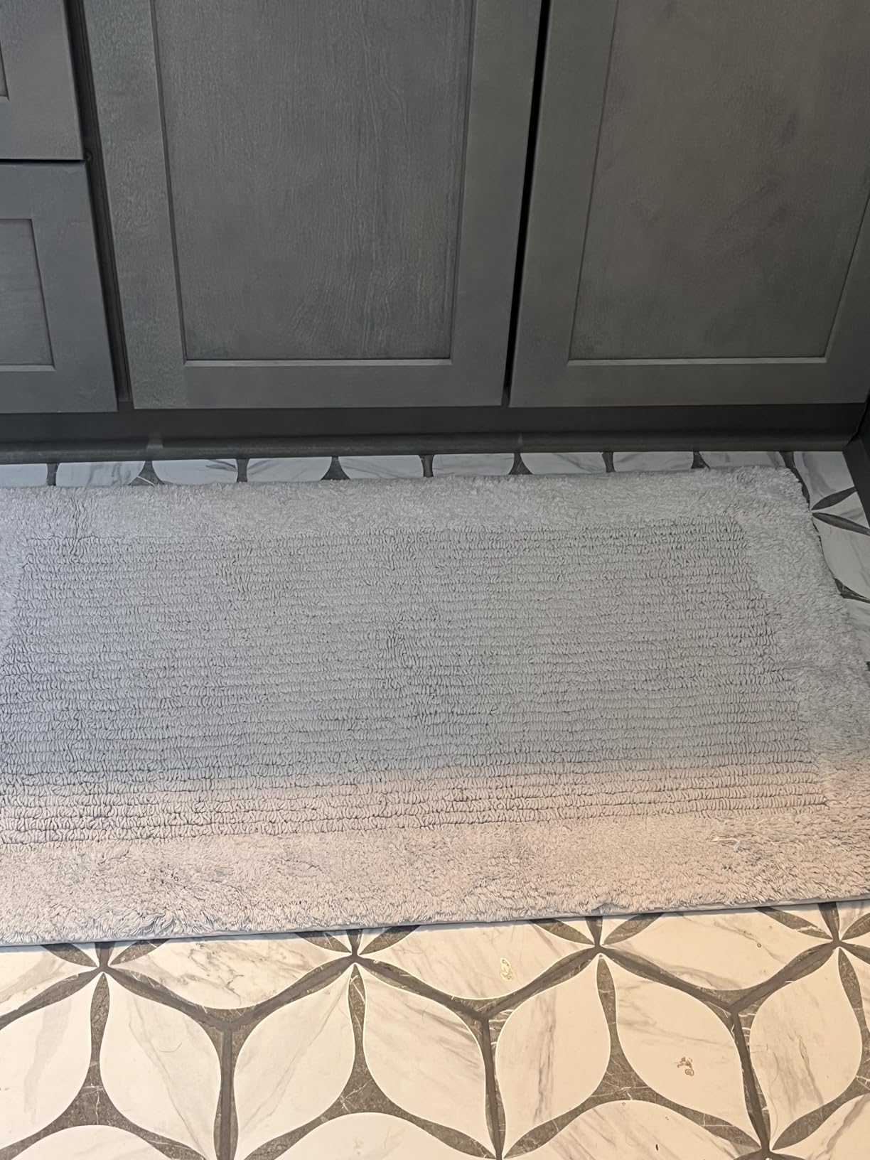 Madison Park Splendor Reversible 100% Cotton Tufted Bathroom Rug-3000 GSM Hotel Quality Luxurious Plush Medium Pile Bath Mat Absorbent, Quick Dry, Shower Room Decor, 21x34, White customer photo 2