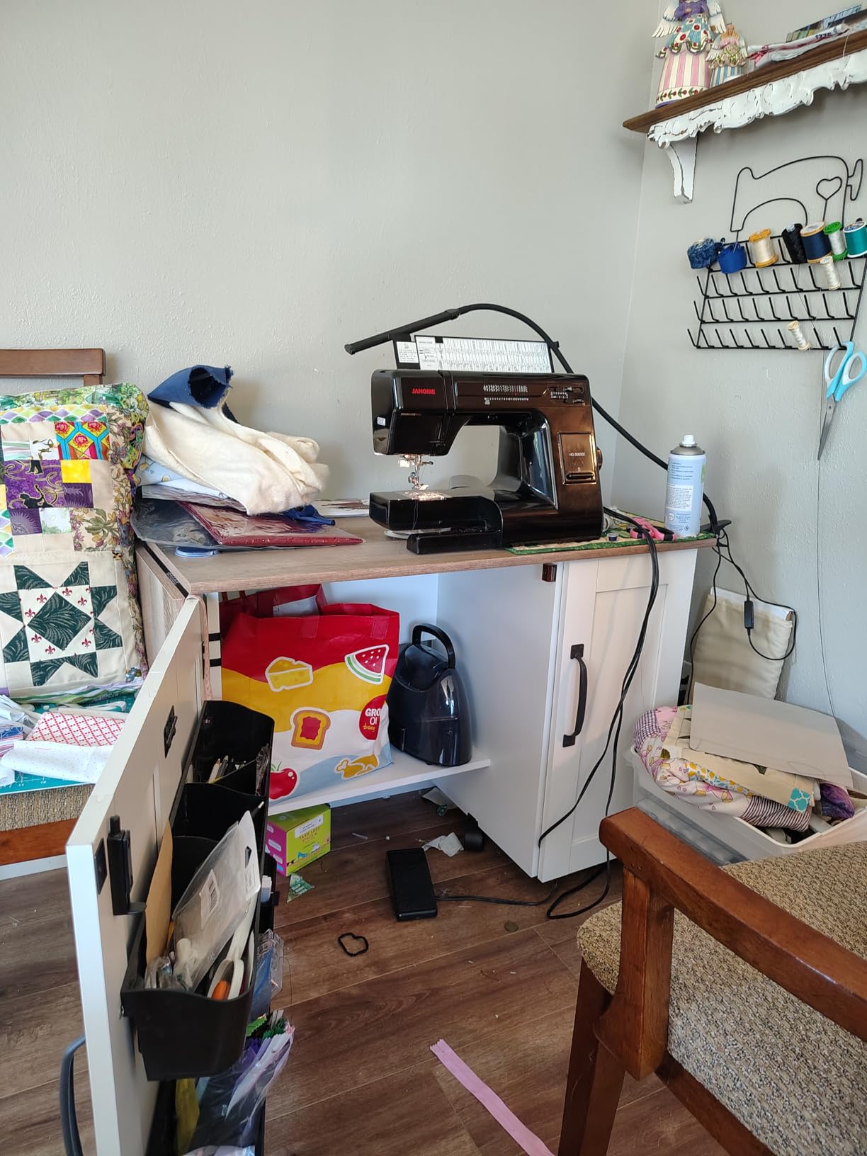 Sauder Miscellaneous Storage Sewing Cart, Drop-Leaf Craft Table, Sewing Table with Storage - Soft White Finish customer photo 1