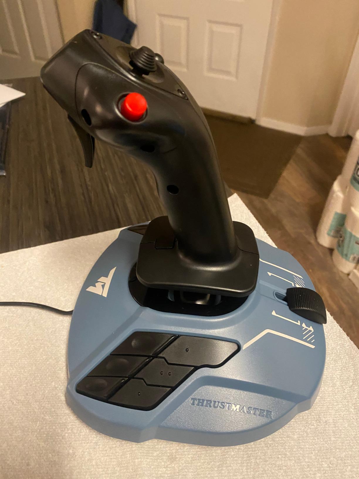 Thrustmaster TCA Sidestick Airbus Edition, Magnetic Sensor Flight Joystick, 17 Action Buttons, Built-In Throttle with Thrust Reverser, Officially Licensed Airbus Replica for Flight Simulator, Compatible with PC customer photo 2