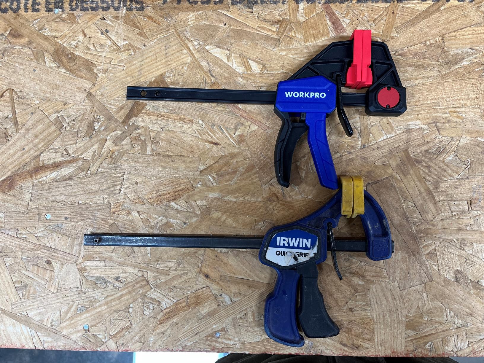 WORKPRO Bar Clamps for Woodworking, 6-Pack One-Handed Clamp/Spreader, 6-Inch (4) and 12-Inch (2) Wood Clamps Set, Light-Duty Quick-Change F Clamp with 150 lbs Load Limit Blue customer photo 2