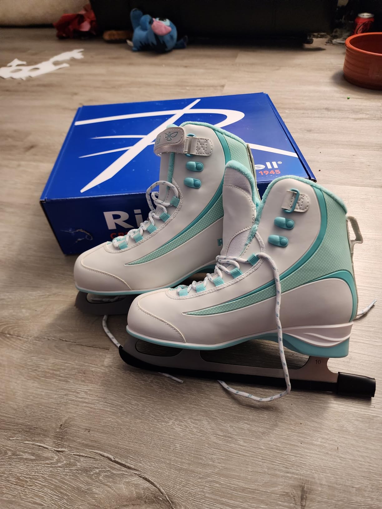 Riedell Soar Ice Skates for Men and Women customer photo 1