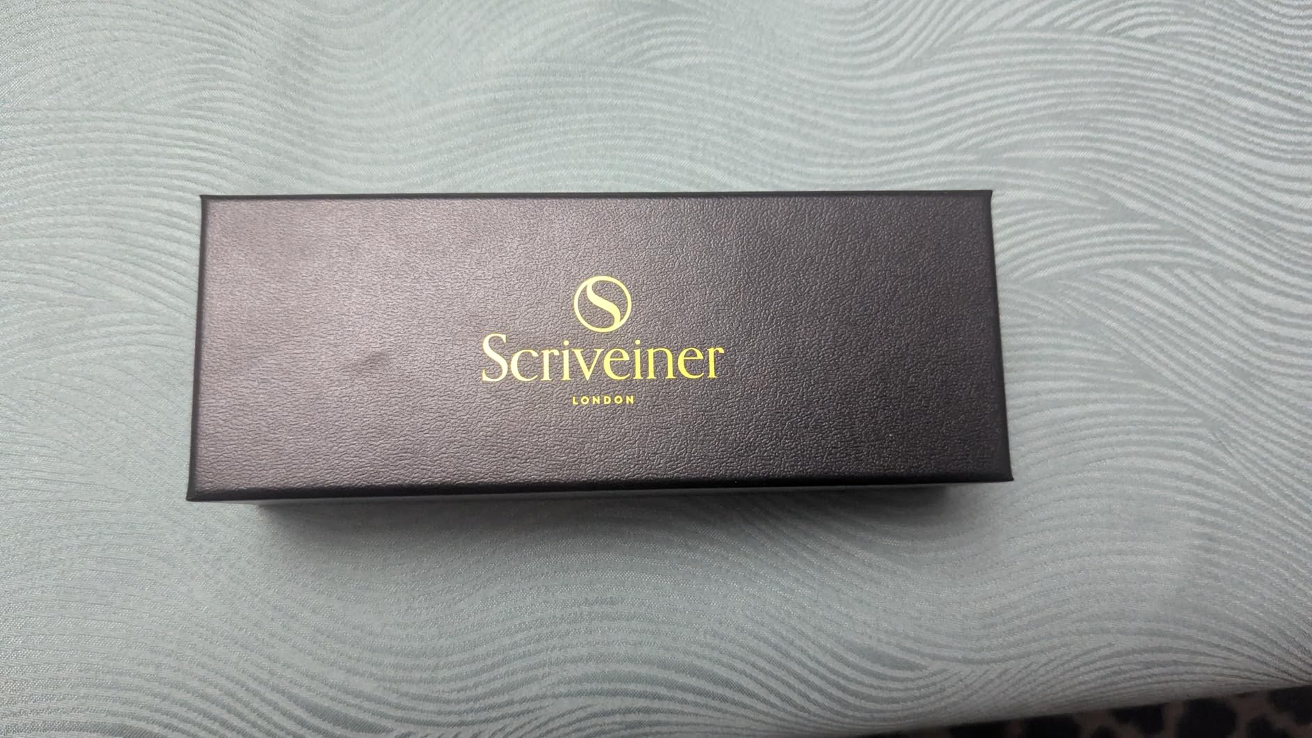 Scriveiner Silver Chrome Fountain Pen - Stunning Luxury Pen, Real Gold Finish Schmidt Gilded Nib (Medium), Best Pen Gift Set for Men & Women, Professional, Executive Office, Nice Pens customer photo 2