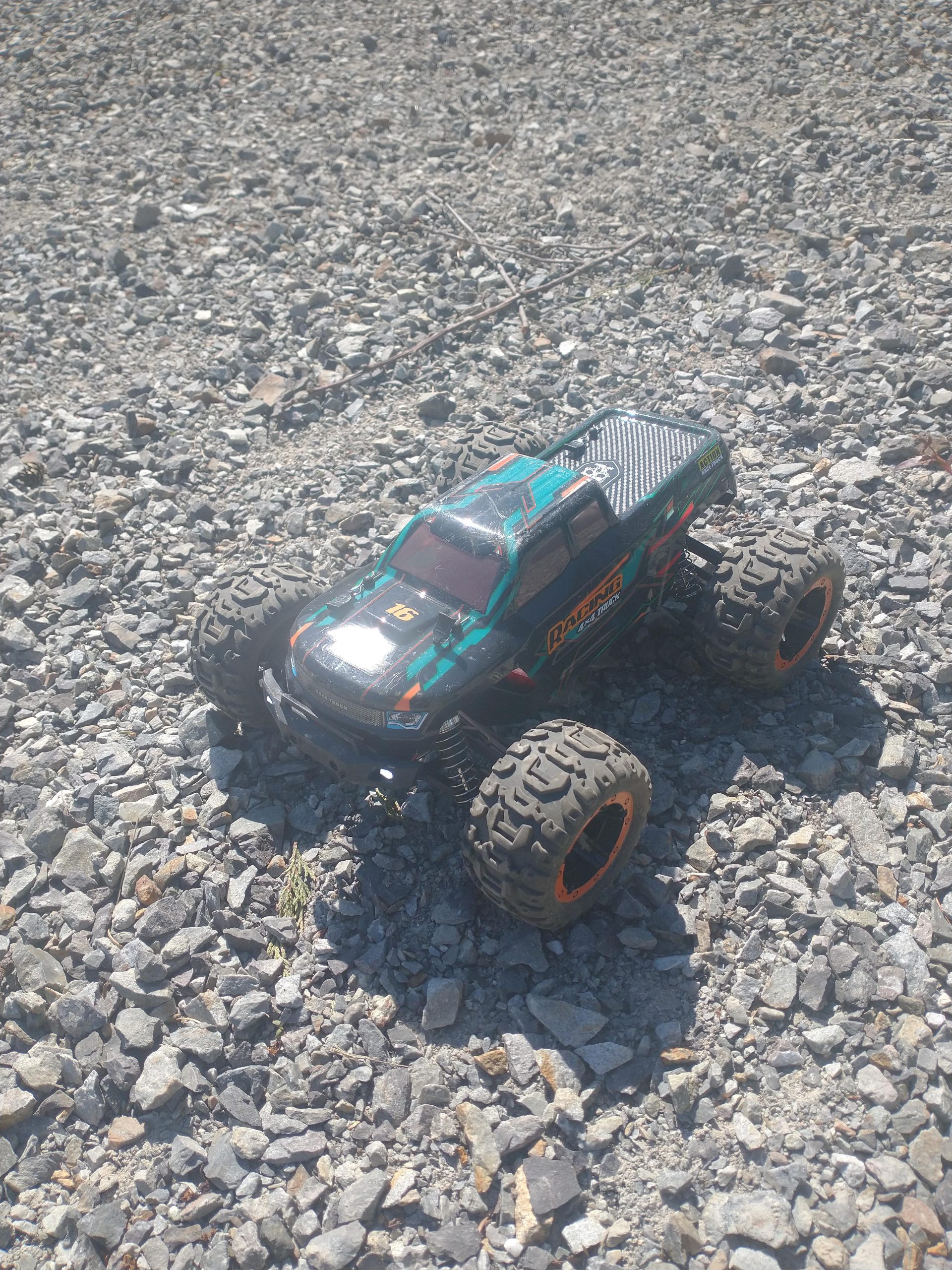 HAIBOXING RC Cars 16889, 1:16 Remote Control Car for Adults, High-Speed 36km/h RC Trucks RTR RC Crawler 2.4G All Terrain Waterproof Off-Road Vehicle with 2 Batteries Gifts for Kids, Boys 8+ customer photo 2