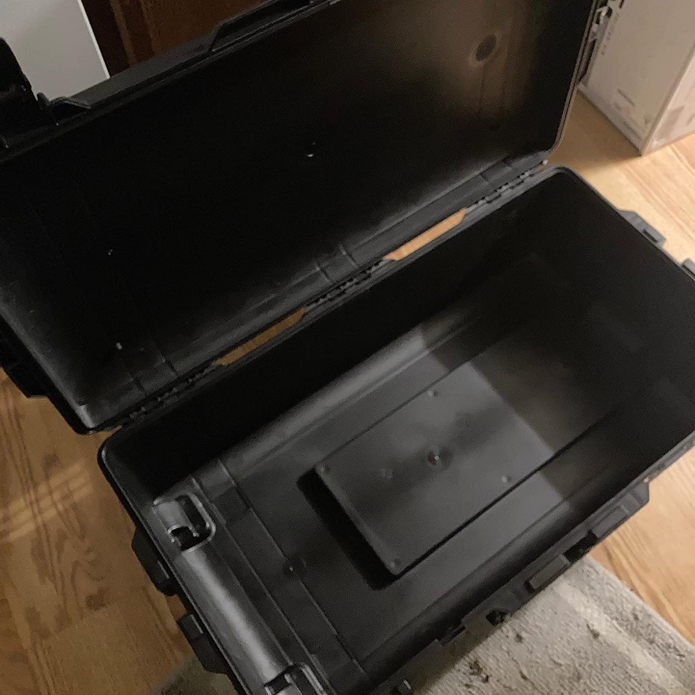 Pelican Air 1615 Case No Foam (Black) customer photo 2