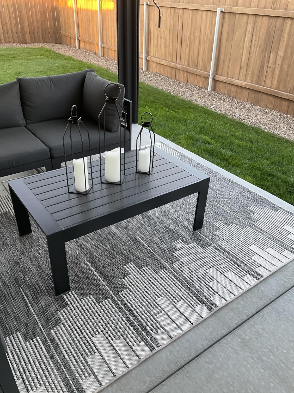Solaste Aluminum Outdoor Coffee Table, All-Weather Rectangle Metal Patio Coffee Table Furniture for Balcony, Garden, Indoor or Outdoor Use, Dark Grey customer photo 1