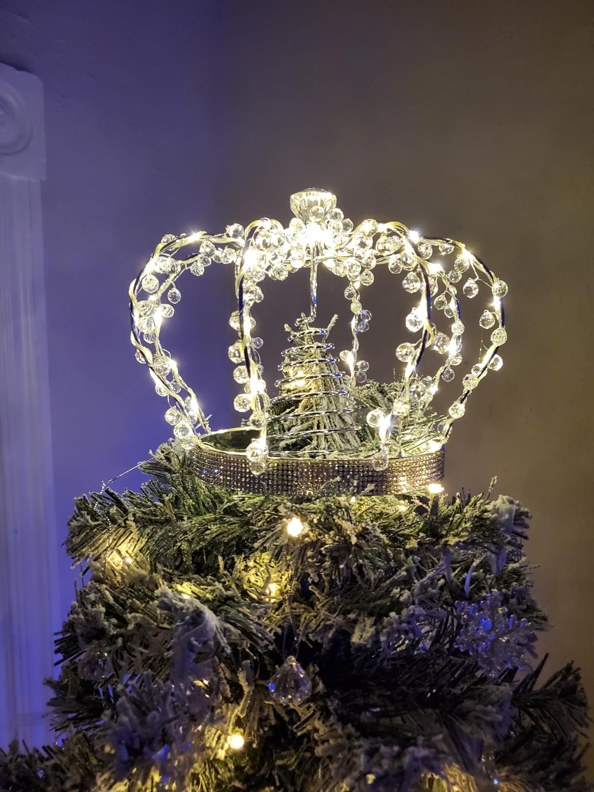 PEIDUO Christmas Jeweled Crown Tree Topper, Light up Tree Topper with 60 Warm White Lights, Large Christmas Topper Unique with Multifunction Controller, Metal Xmas Topper Decorations for Tree, Plug in customer photo 1