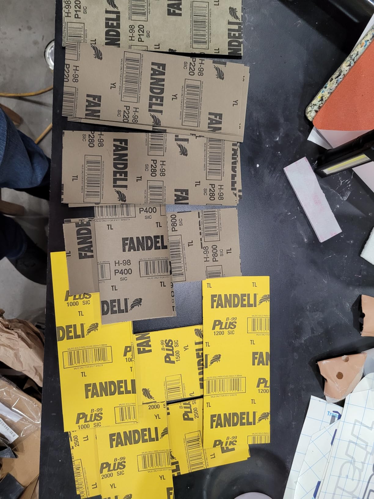 Fandeli | Waterproof Sandpaper | Assortment of Grits from 120 to 2500 | 36 Sheets 23 x 9,3 cm | for Car Polishing, Wood Furniture Sanding and Metal Sanding | Water Resistant customer photo 2