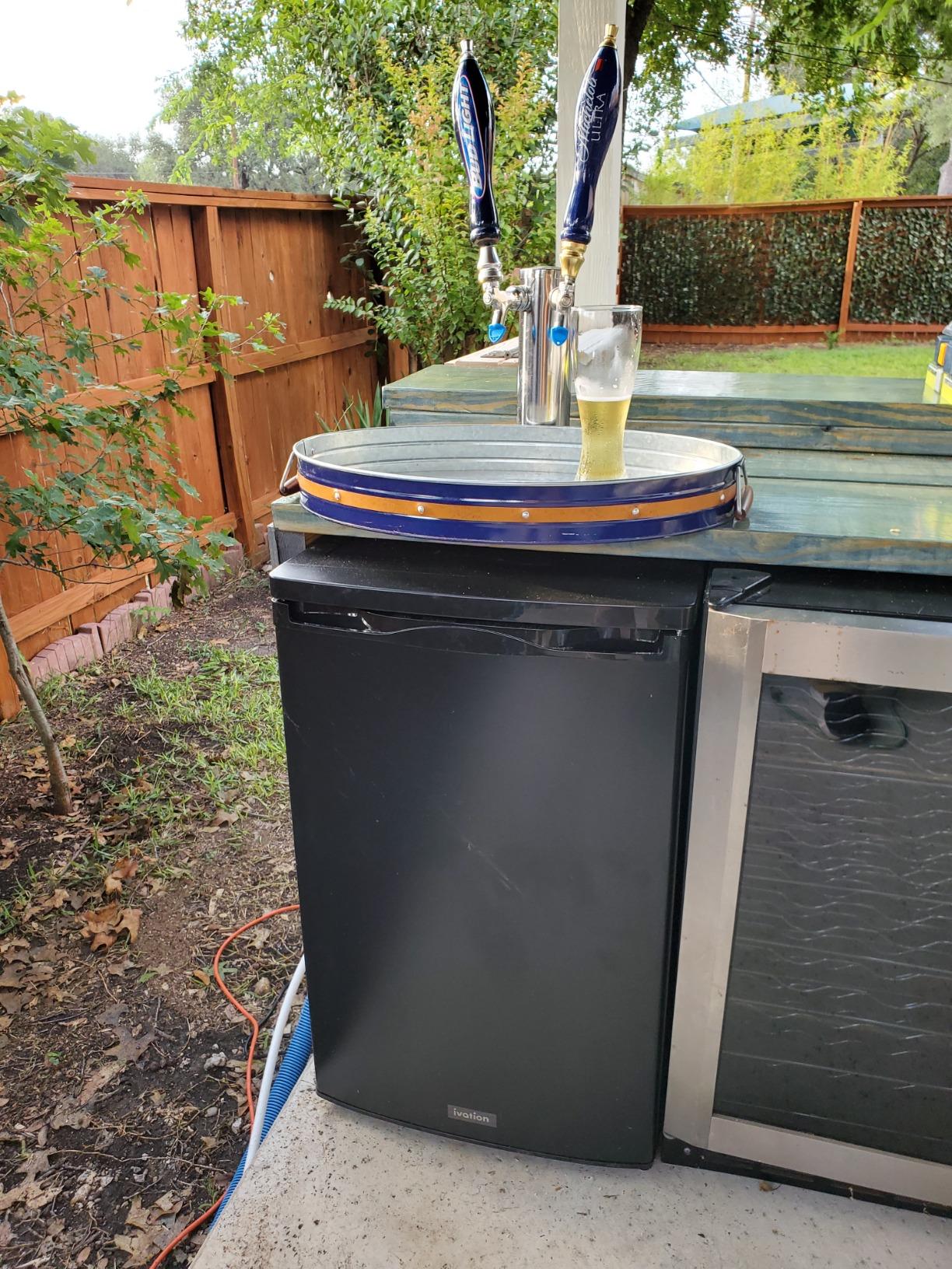 Ivation Full Size Kegerator | Dual Tap Draft Beer Dispenser & Universal Beverage Cooler | Black customer photo 2