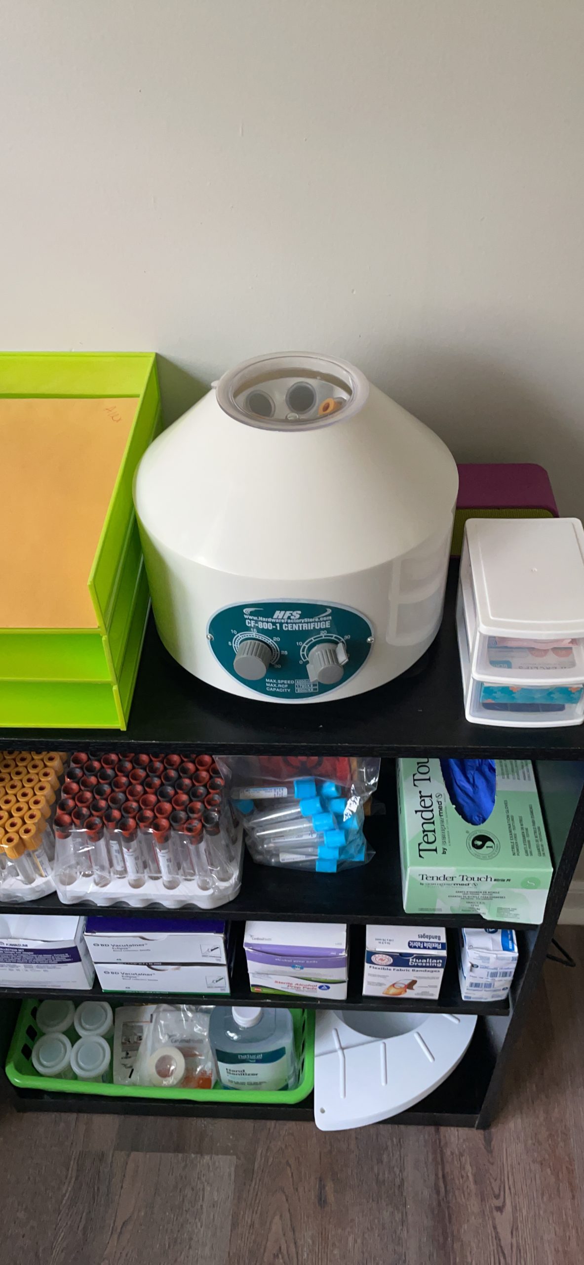 Desktop Electric Lab Laboratory Centrifuge Machine Lab Medical Practice w/Timer and Speed Control - Low Speed, 4000 RPM, Capacity 20 ML x 6 - 110v by CALU LUKY customer photo 1