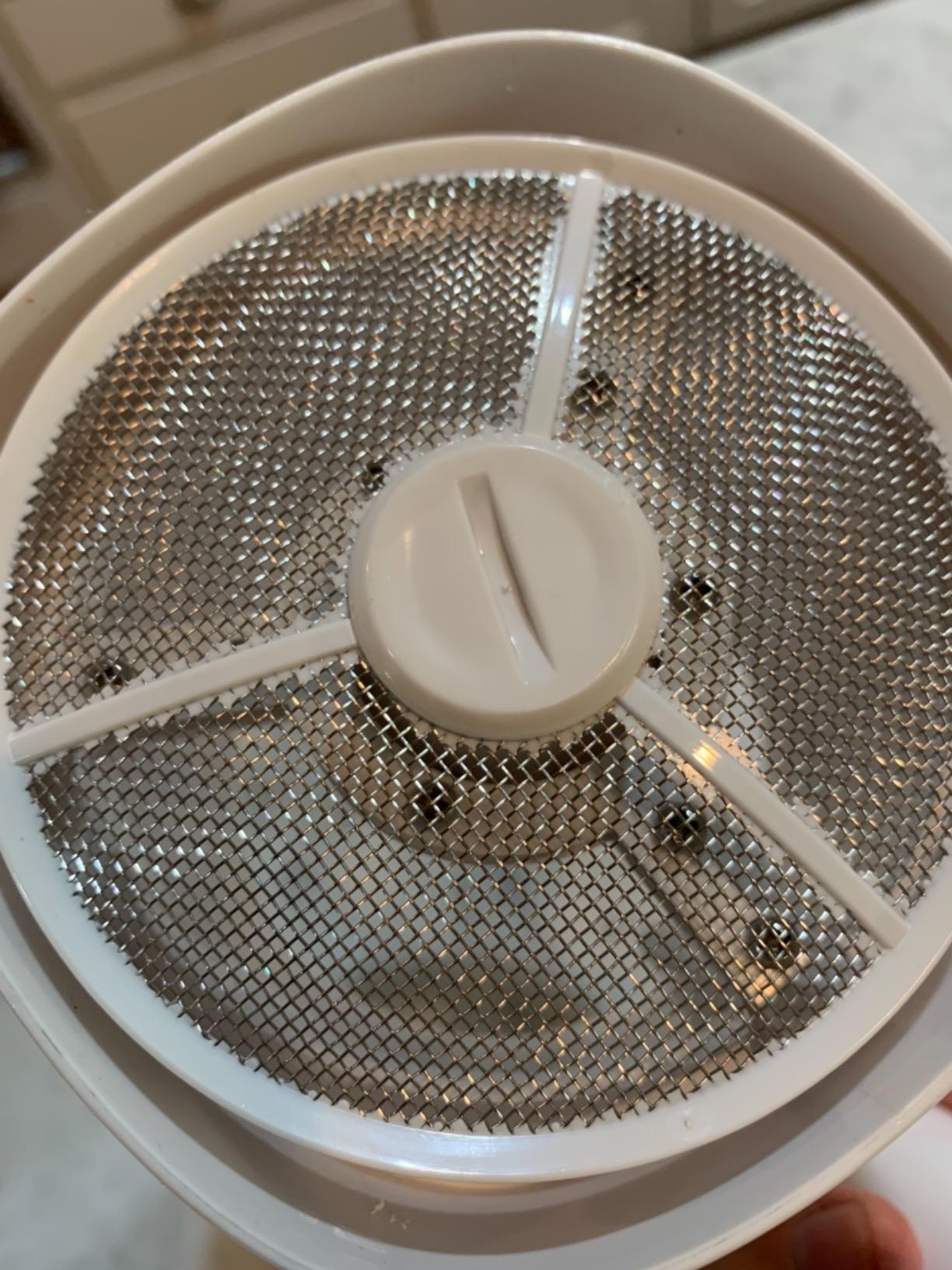 Battery Operated Electric Flour Sifter For Baking, Efficient and Effortless, Friendly to Arthritis Joint Pain, 4 Cup Large Capacity, Washable Bowl Easy to Clean, Safe Fine Stainless Steel Mesh Sieve customer photo 1