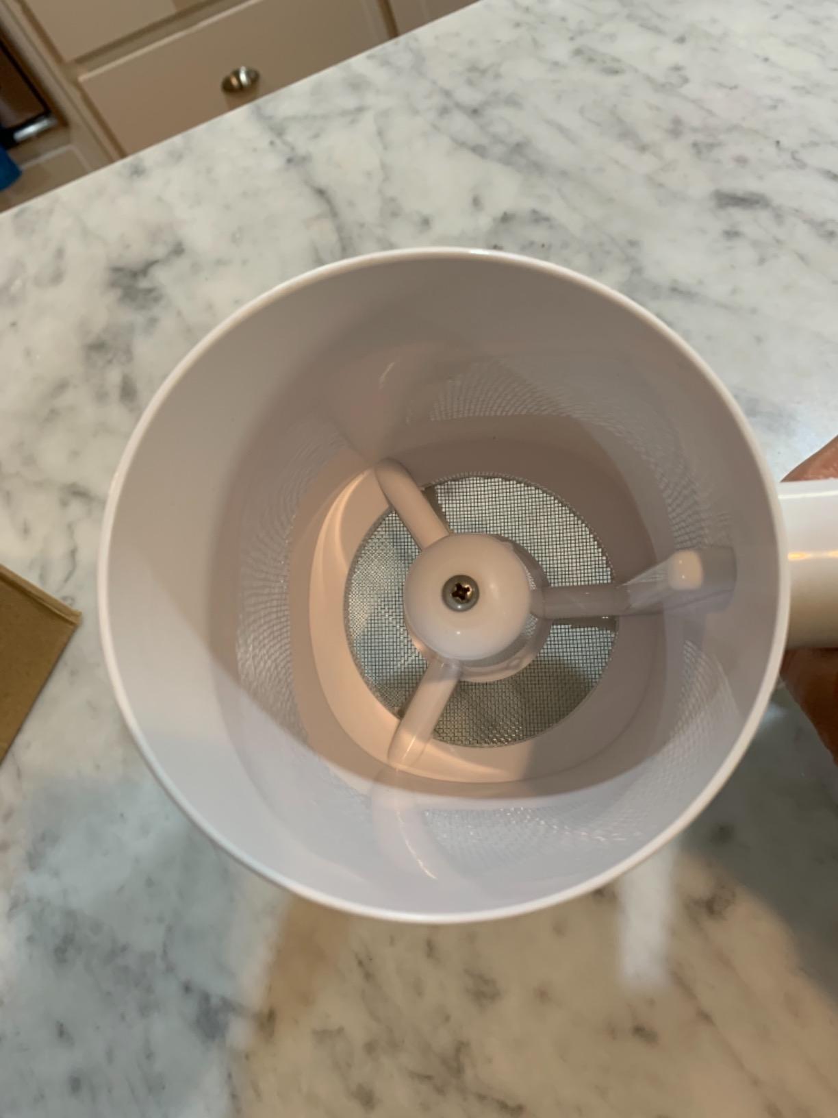 Battery Operated Electric Flour Sifter For Baking, Efficient and Effortless, Friendly to Arthritis Joint Pain, 4 Cup Large Capacity, Washable Bowl Easy to Clean, Safe Fine Stainless Steel Mesh Sieve customer photo 2