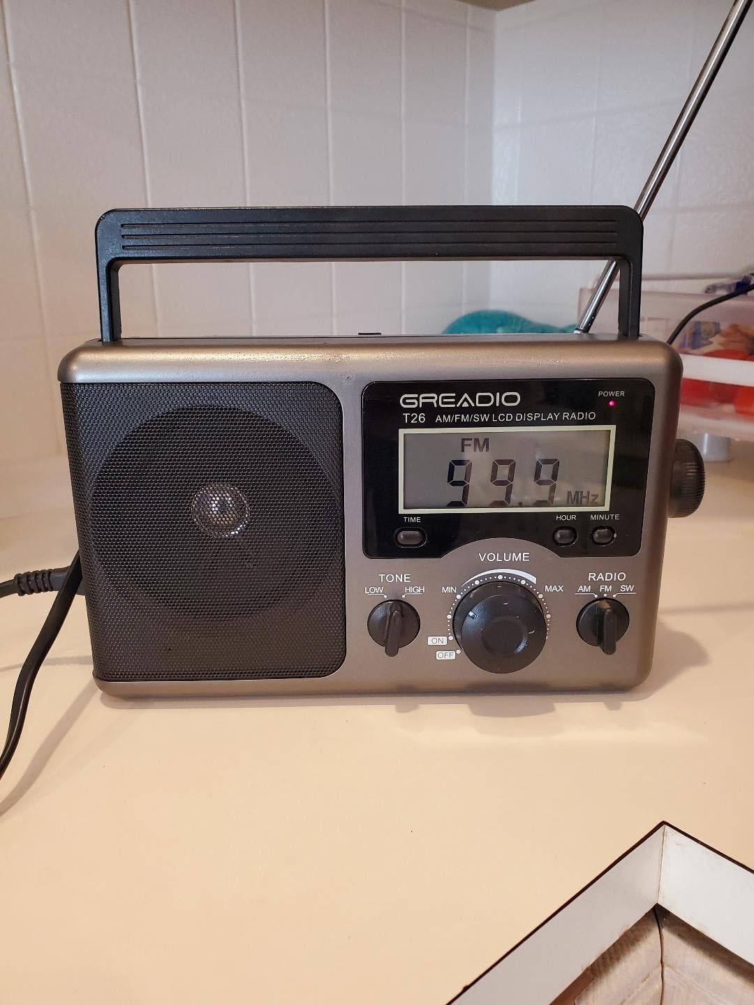 Greadio Portable Shortwave Radio with Best Reception, AM FM Transistor, LCD Display, Time Setting, Battery Operated by 4 D Cell Batteries or AC Power, Big Speaker, Earphone Jack for Gift, Elder, Home customer photo 2