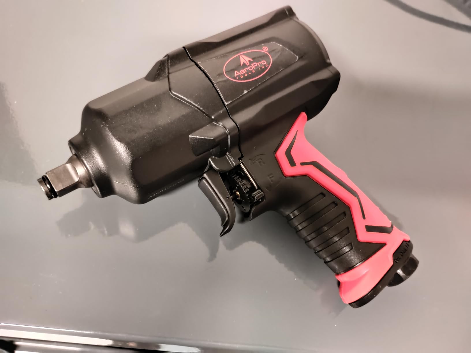 AEROPRO TOOLS 1/2-Inch Composite Air Impact Wrench (A301), Twin Hammer, 1200FT-LBS Max Loosening Torque, 7000RPM, Heavy Duty Pneumatic Impact Gun, for Auto Repair, Tire Shop customer photo 1