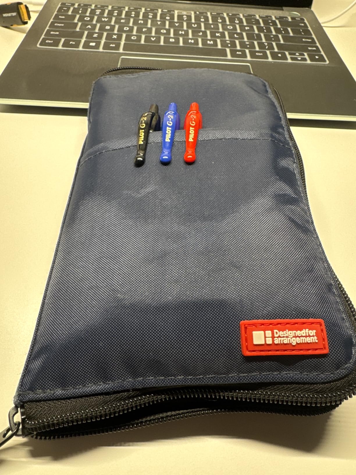 LIHIT LAB Slim Pen/Pencil Pouch, 0.7 x 3.9 x 8.5 Inches, Black (A7652-24) customer photo 1