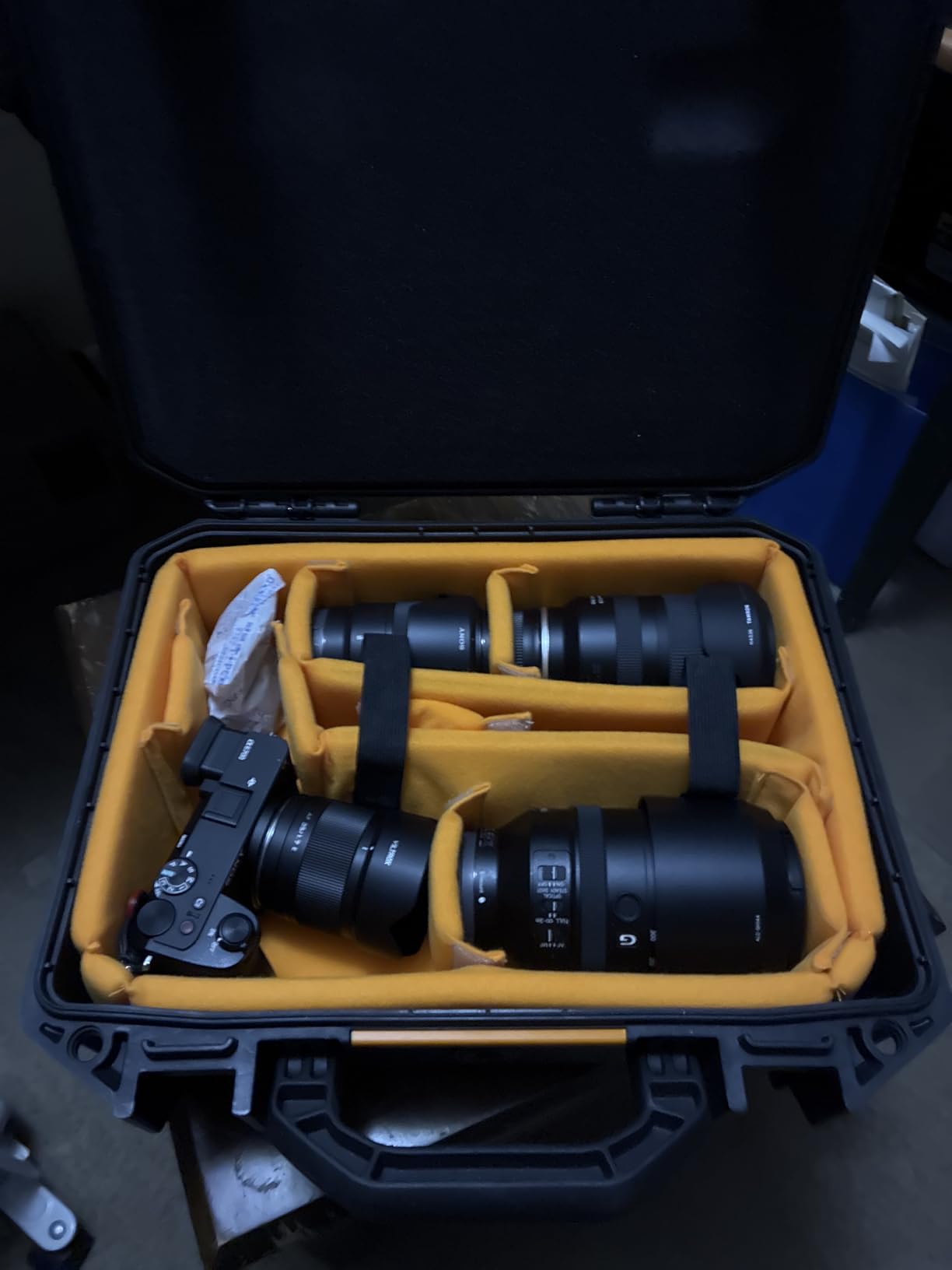 Pelican Vault V200 Hard Case (Camera, Pistol, Gear, Equipment) customer photo 1