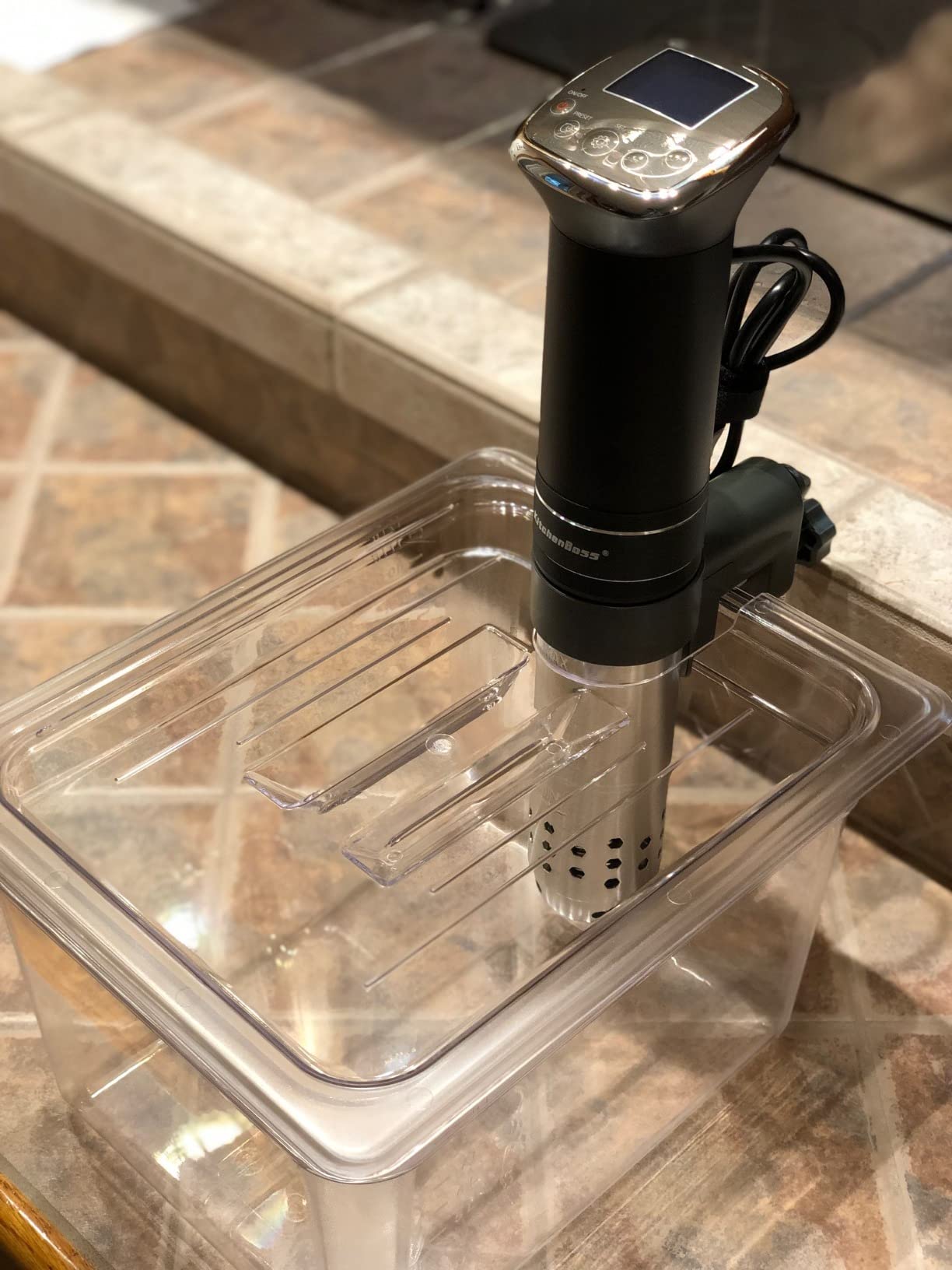 Sous Vide Container with Lid 11 Liter/12 Quarts for Virtually All Immersion Circulators Cookers Crystal Clear Transparent Polycarbonate Accessories Kit (12 Quats with Lid) customer photo 2