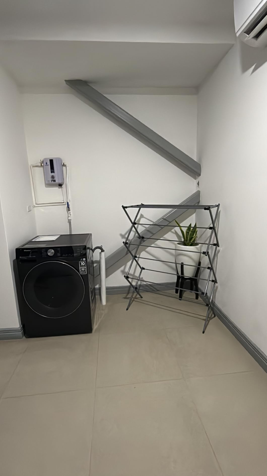 Honey-Can-Do Oversize Family-Size Laundry Drying Rack, 35.5