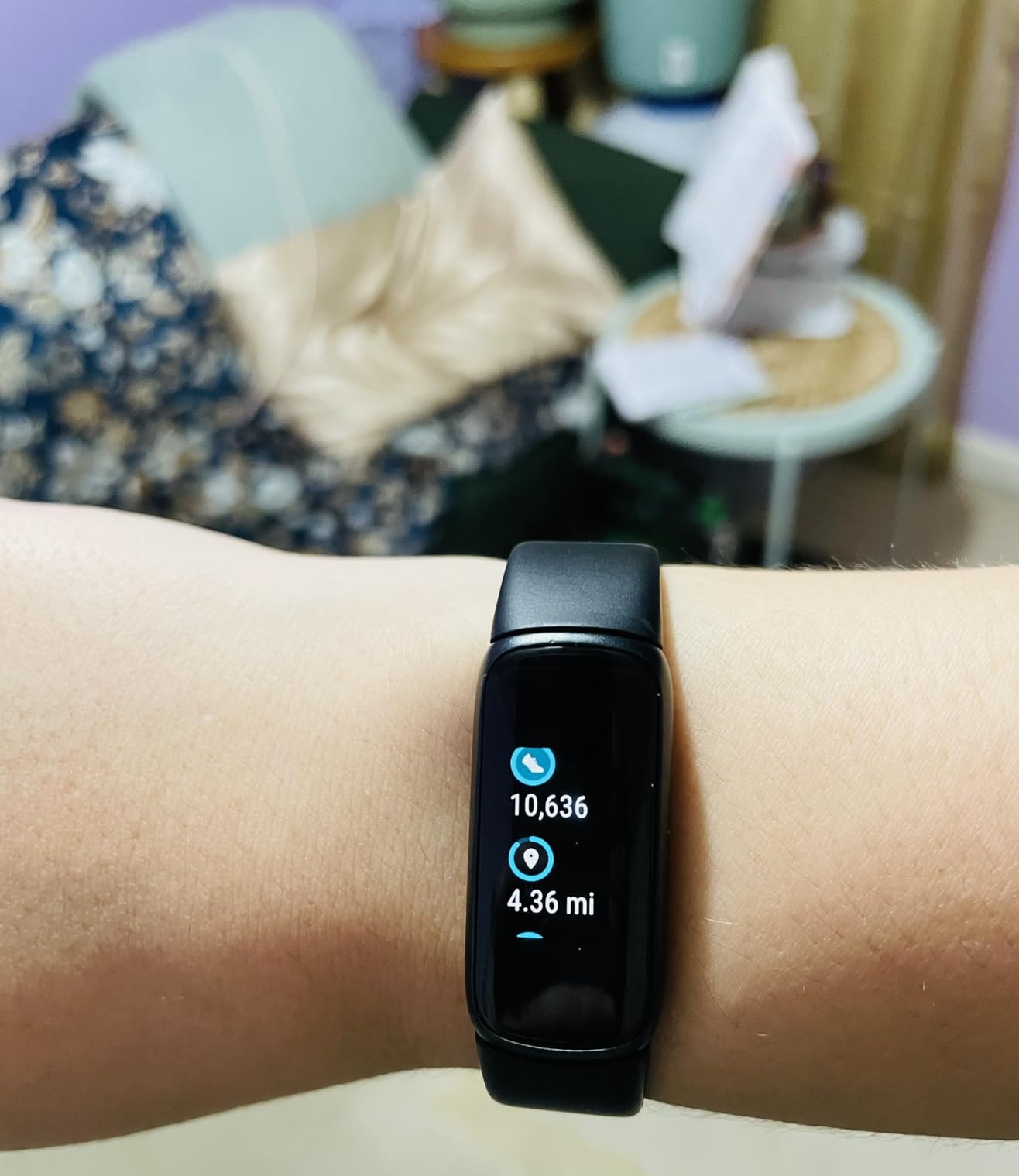 Fitbit Luxe Special Edition Fitness and Wellness Tracker, Gorjana Soft Gold Stainless Steel Parker Link Bracelet, One Size (S & L Peony Classic Bands Included) customer photo 1
