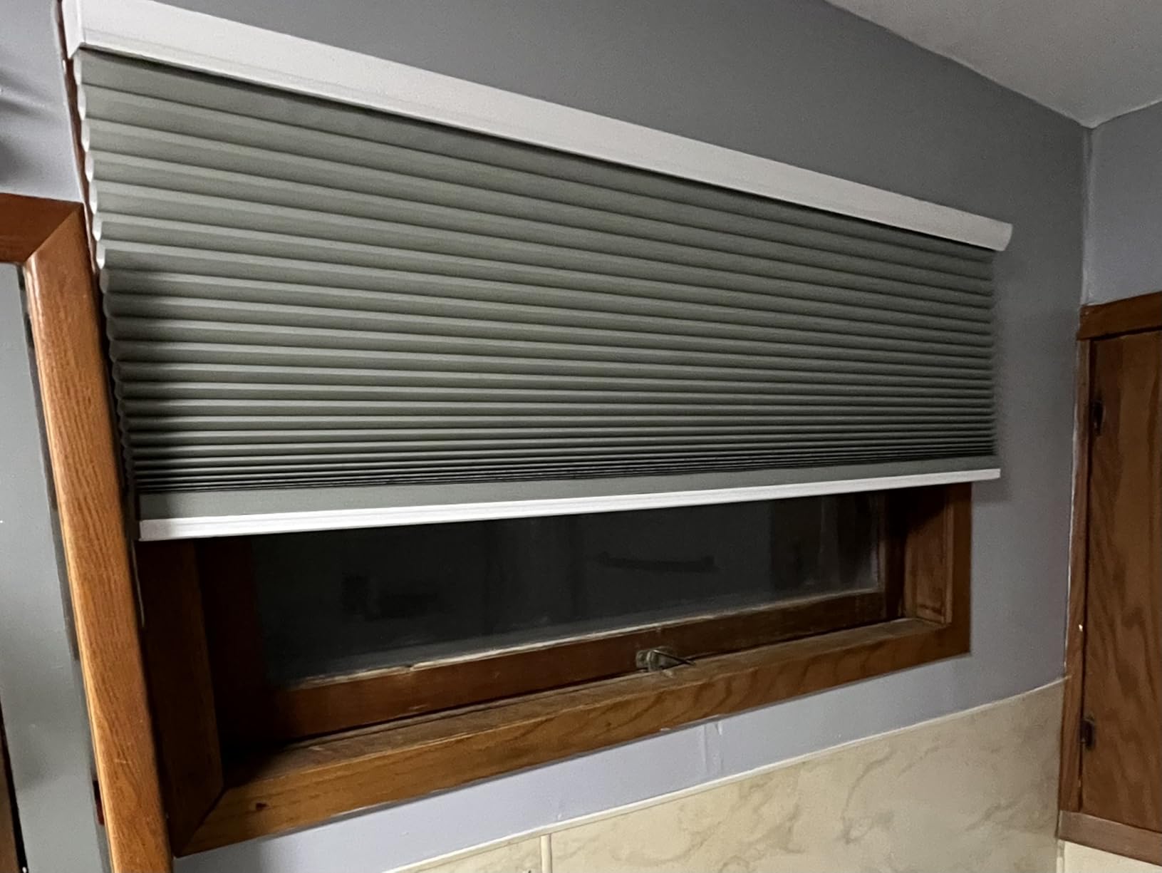 MYshade Cordless Cellular Window Shades Light Filtering Blinds for Indoor Windows 1.5 inch Honeycomb Cell Sheer Fabric Accordion Pull Down Blinds Easy Lift Easy to Install, Size 33