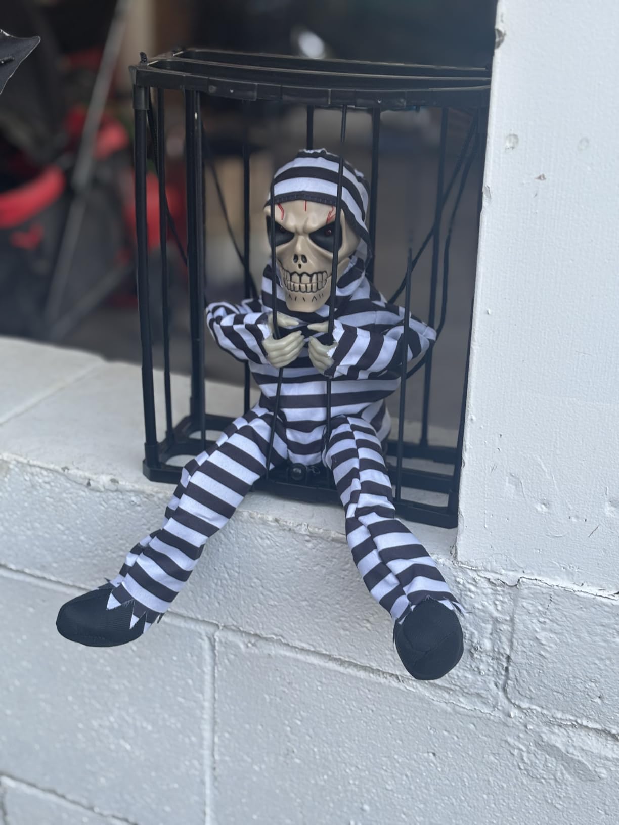 Screaming Animated Halloween Decorations, Halloween Decor Prop with Motion Sensor, Scary Skull Cage Prisoner Haunted House Decor, Spooky Hanging Ghost Halloween Decorations Outdoor Indoor customer photo 1