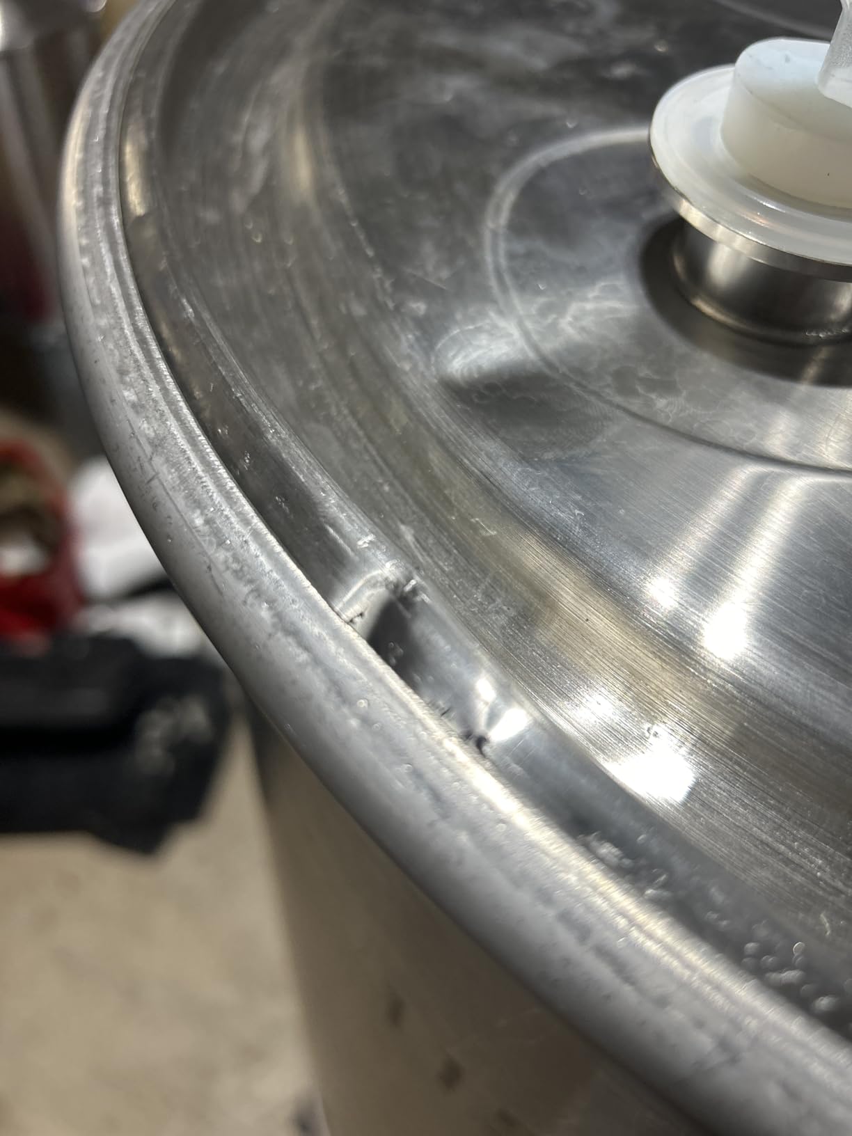 Stainless Steel Fermenter Conical Home Brewing Fermentation Tank, Including Temperature Patch, Silicone Plug, One-way Valve, Silicone Ring (316, 35L) customer photo 2