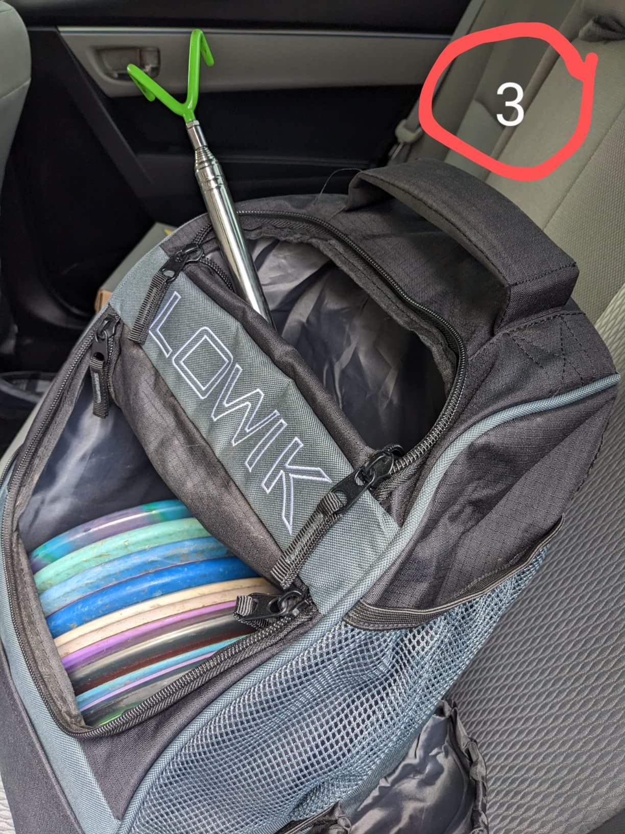 Disc Golf Bag, Multiple Storage Pockets Shuttle Disc Golf Bags Backpack, Lightweight Durable Easy to Carry Disc Golf Backpack with 20+ Disc Capacity for Beginner, Hobbyist, Adults customer photo 1