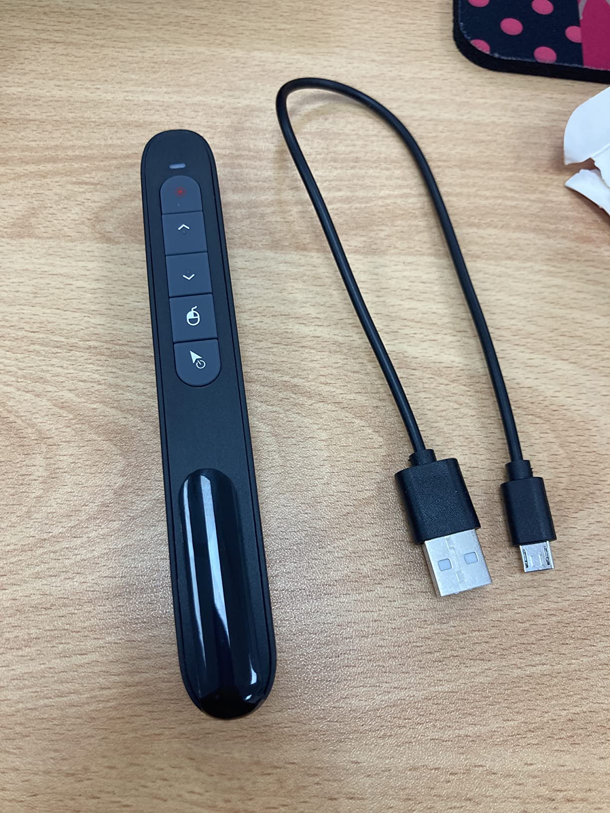 DINOSTRIKE Wireless Presenter Remote with Air Mouse Control, Rechargeable USB A&C Presentation Clicker PPT Pointer RF 2.4GhZ PowerPoint Clicker Slide Advancer for Computer Laptop Mac customer photo 1