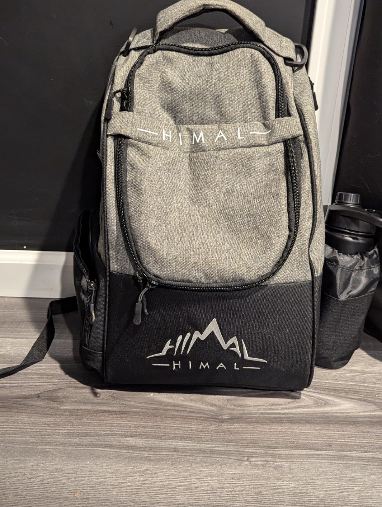 HIMAL HIMAL Disc Golf Bag Holds 22+ Discs, Durable Disc Golf Backpack with Large Capacity, and Multiple Storage Pockets customer photo 2